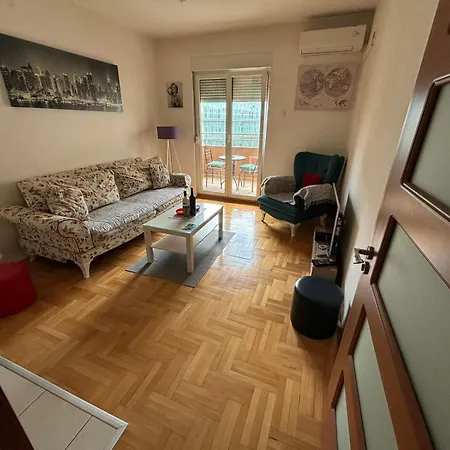 38 Podgorica